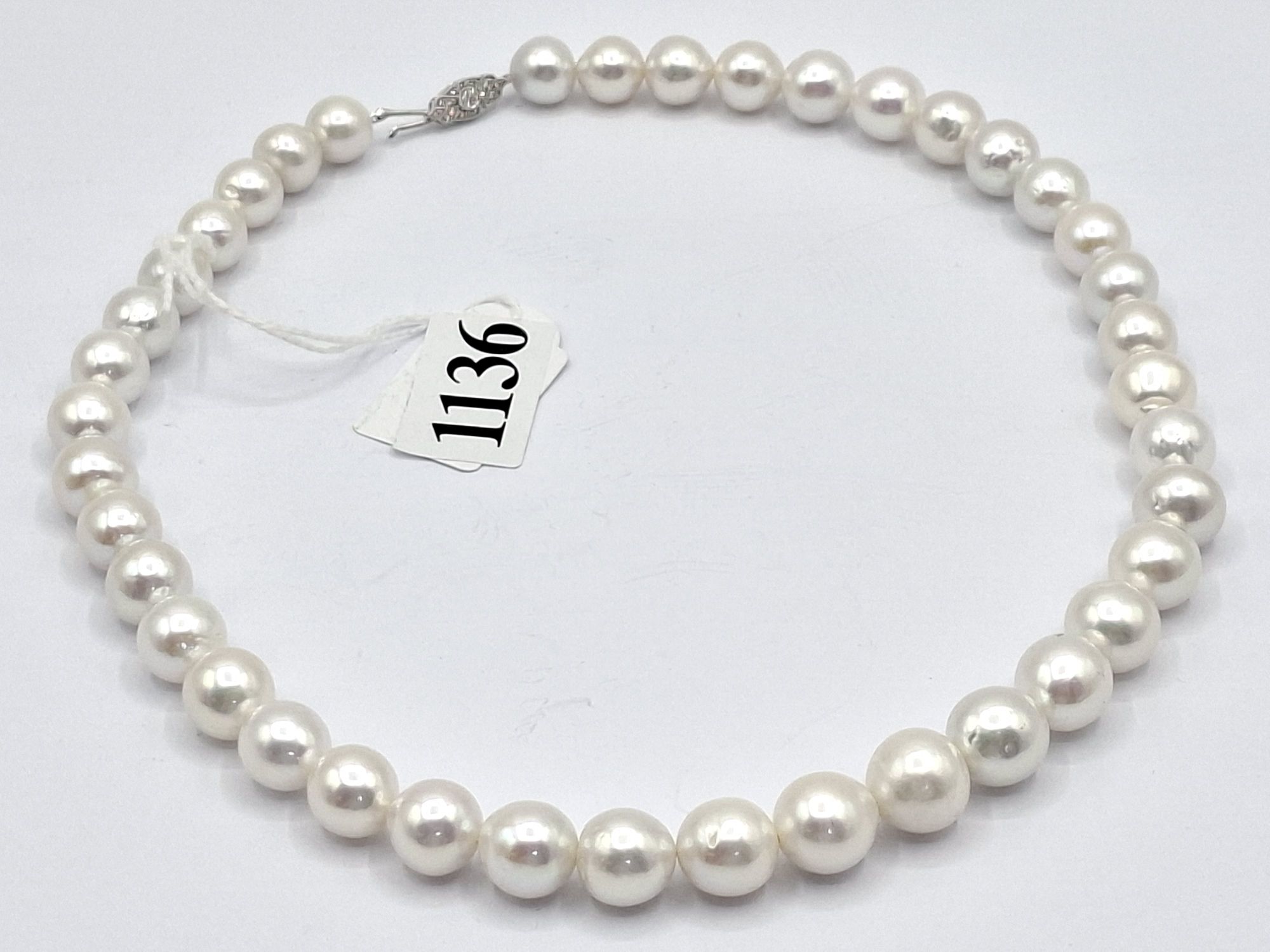 1136 · 9CT GOLD PEARL NECKLACE