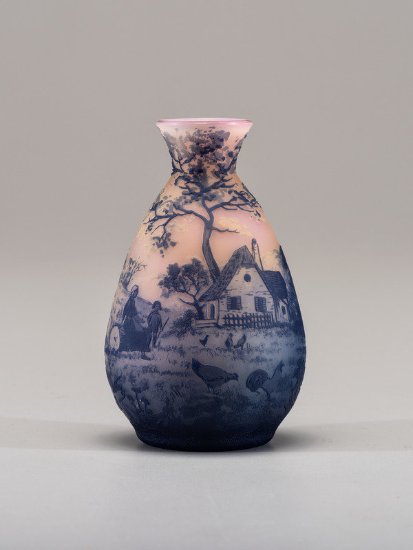 DeVez
French, Early 20th Century
Scenic Vase