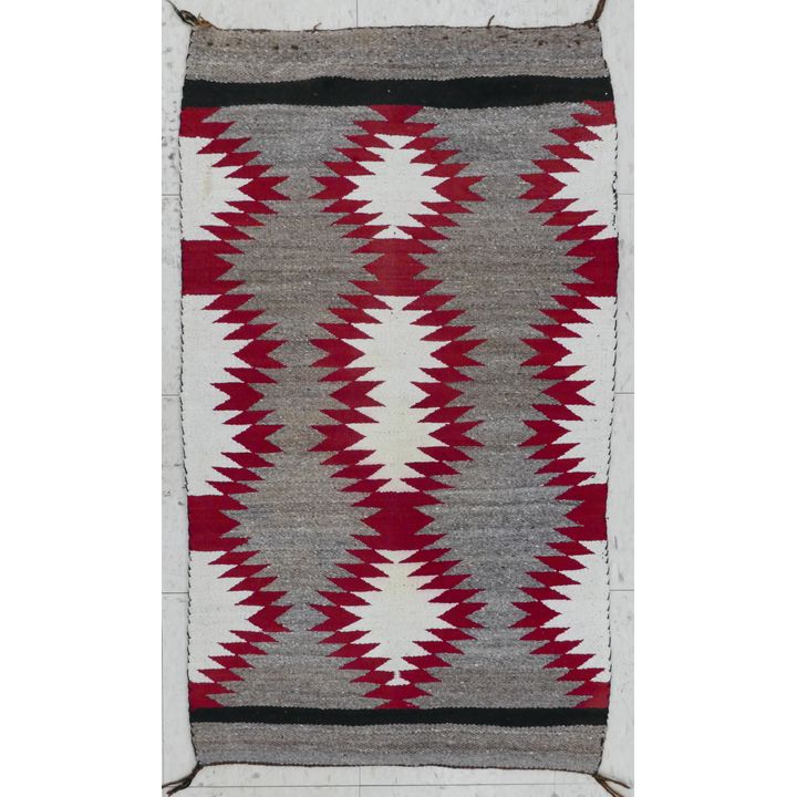 Navajo Diamond Pattern Wool Small Rug