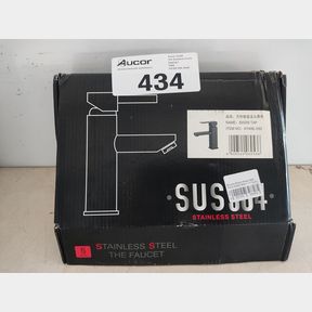 SQUARE BASIN MIXER WITH HOSE MATTE BLACK (17.5CM) -