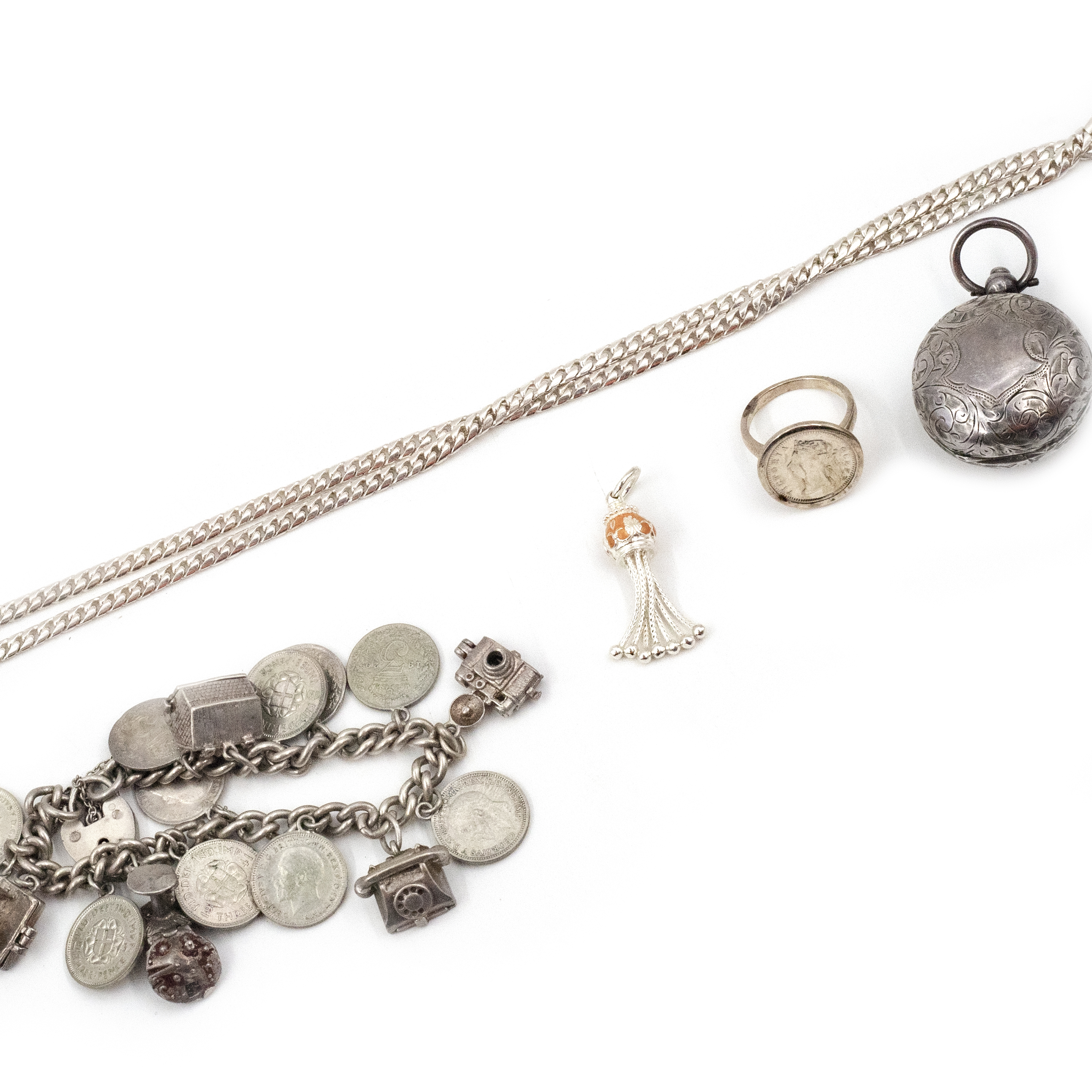 268 · Mix Lot of Silver Jewellery