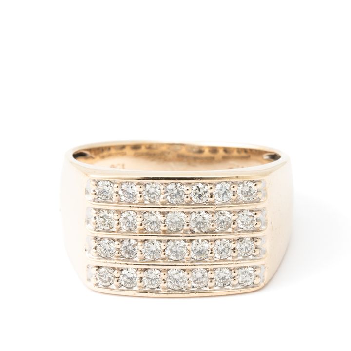 0.84 Carat Diamond Signet 9ct Gold Ring