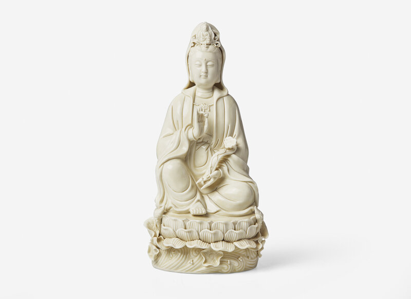 A Chinese Dehua Porcelain Figure of Guanyin Seated