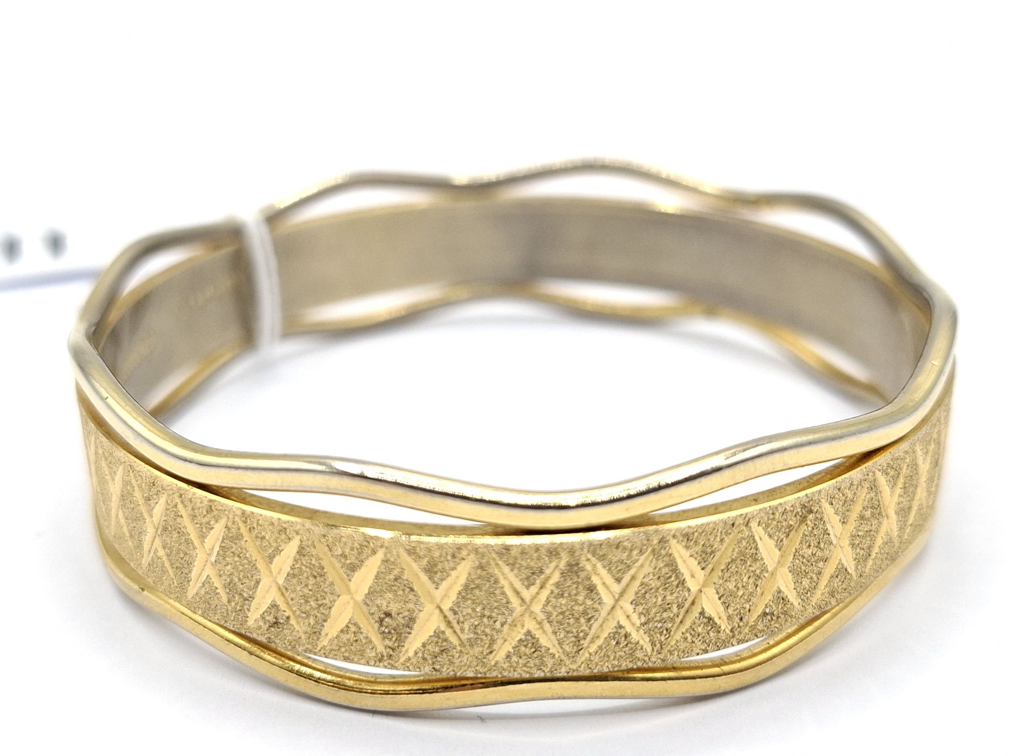 18ct Gold Plated Bangle