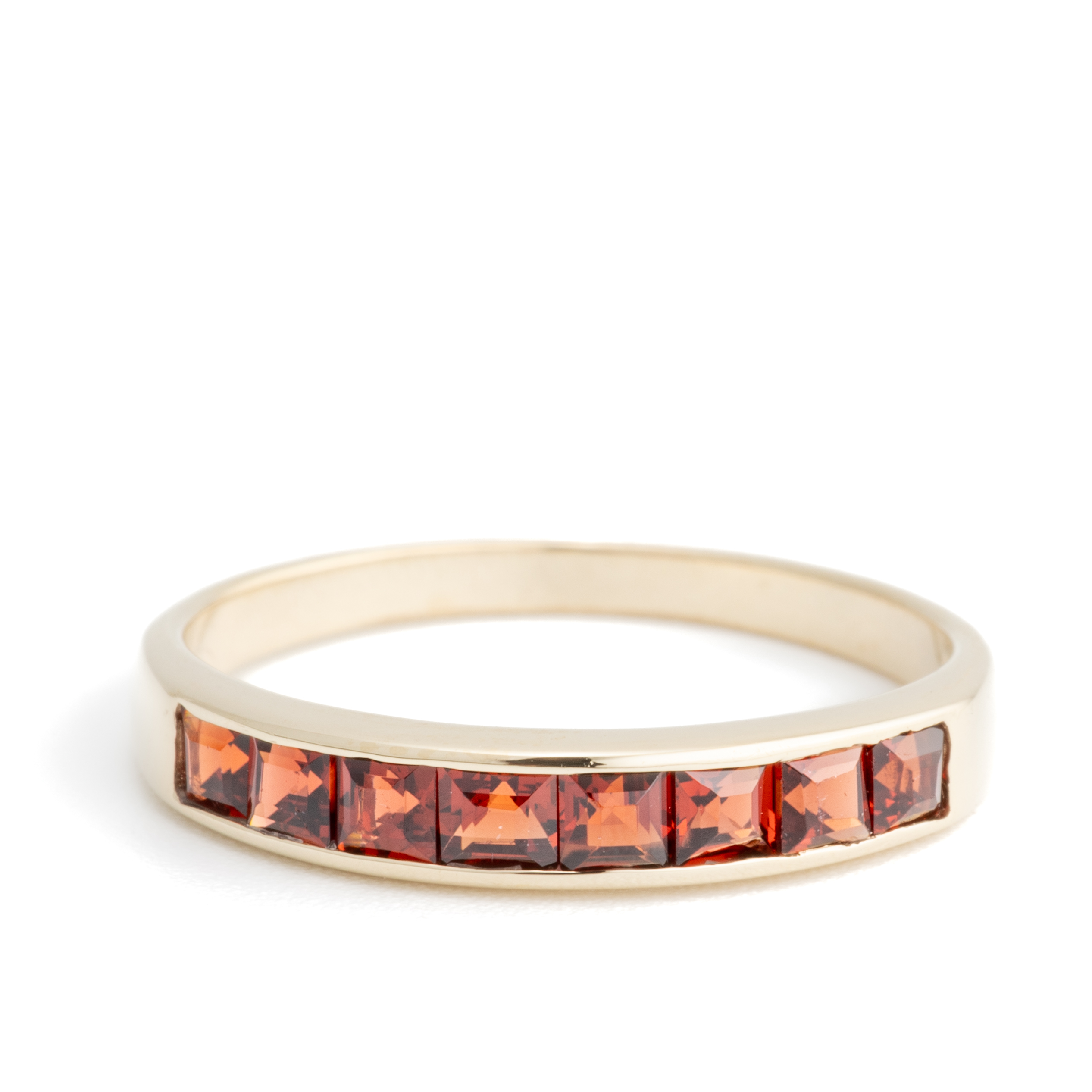 23 · Garnet 9ct Gold Ring