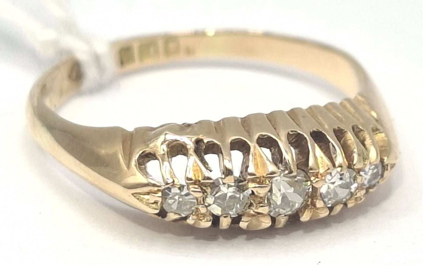 18t Gold Diamond Ring