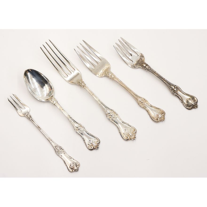 90pc Frank Smith ''Federal Cotillion'' Sterling Flatware