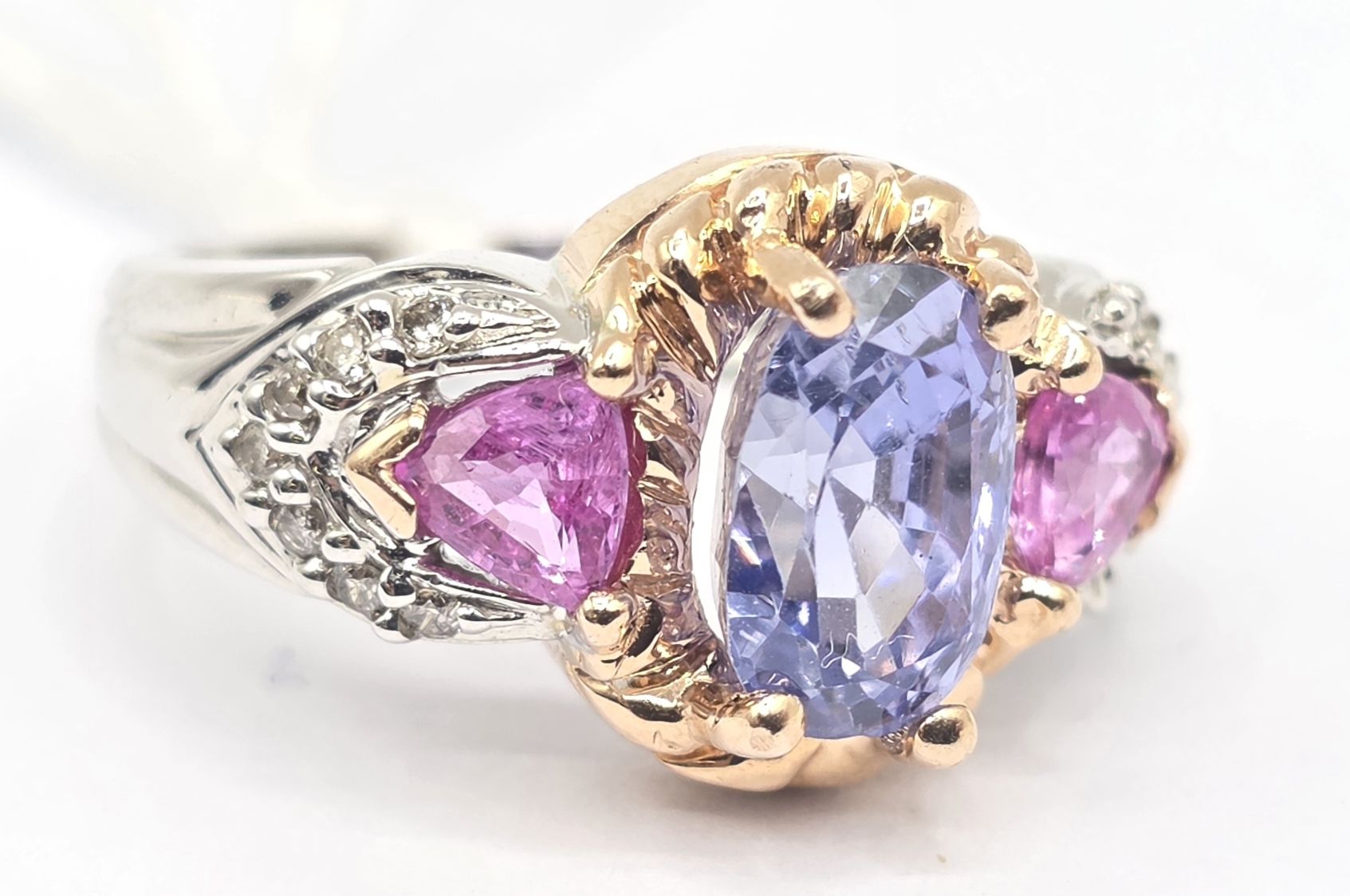 155 · 14CT CEYLONESE SAPPHIRE DRESS RING