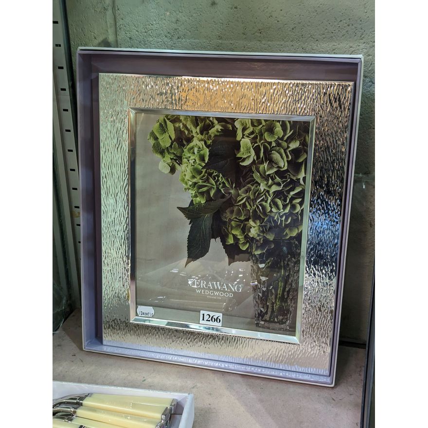 VERA WANG WEDGWOOD PHOTO FRAME Small and Whitfield