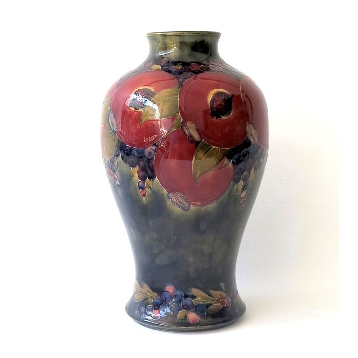 LARGE WILLIAM MOORCROFT "POMEGRANATE" VASE. Circa 1920's