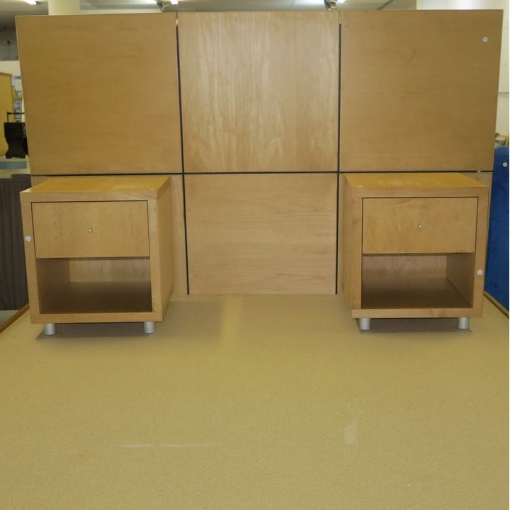 HEADBOARD, BEADBASE AND PEDESTALS