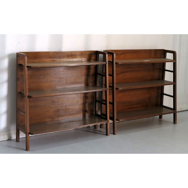 PAIR OF BOOKSHELVES