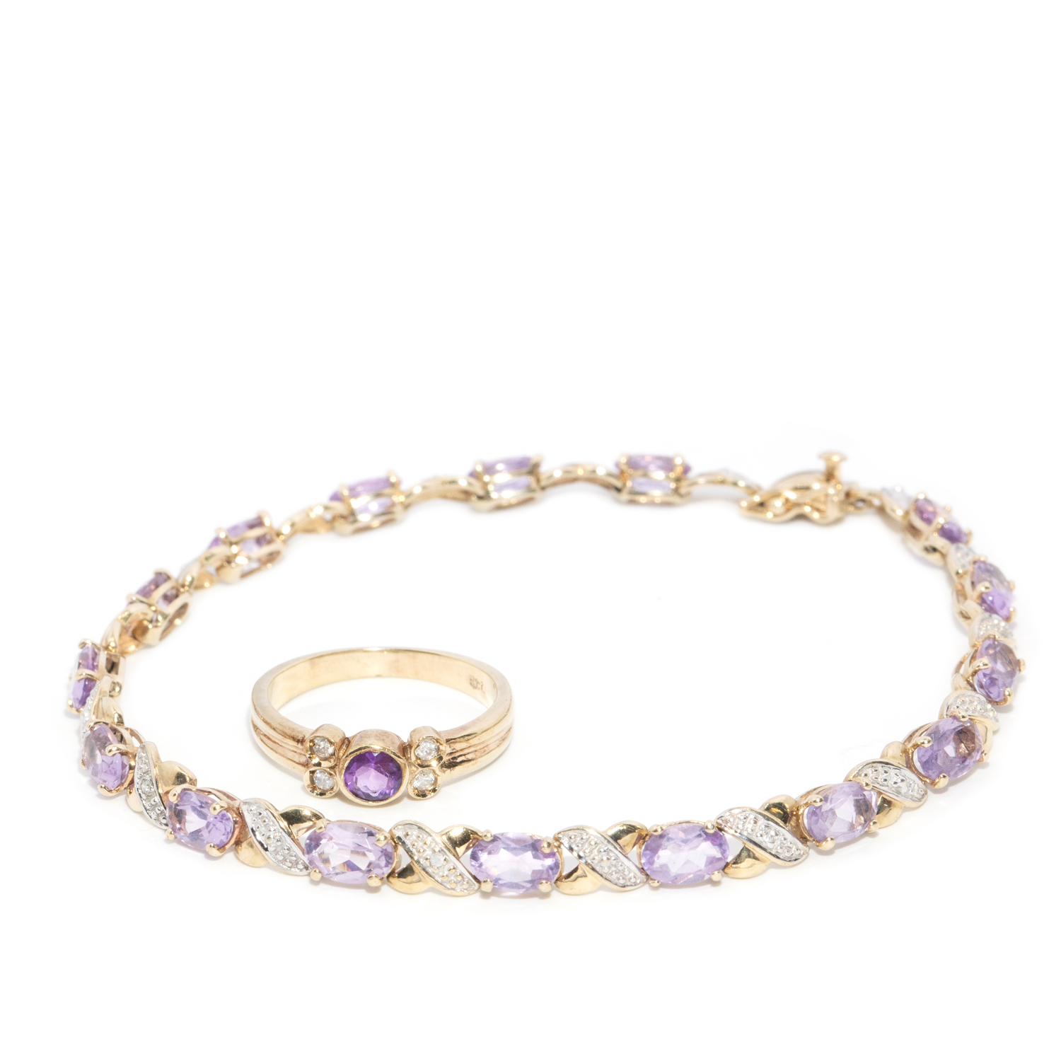 25 · Diamond & Amethyst Ring & Bracelet Set