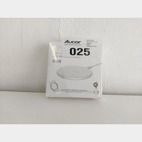 DEVIA WIRELESS PHONE CHARGER 10W - MAGNETIC WIRELESS CHARGER