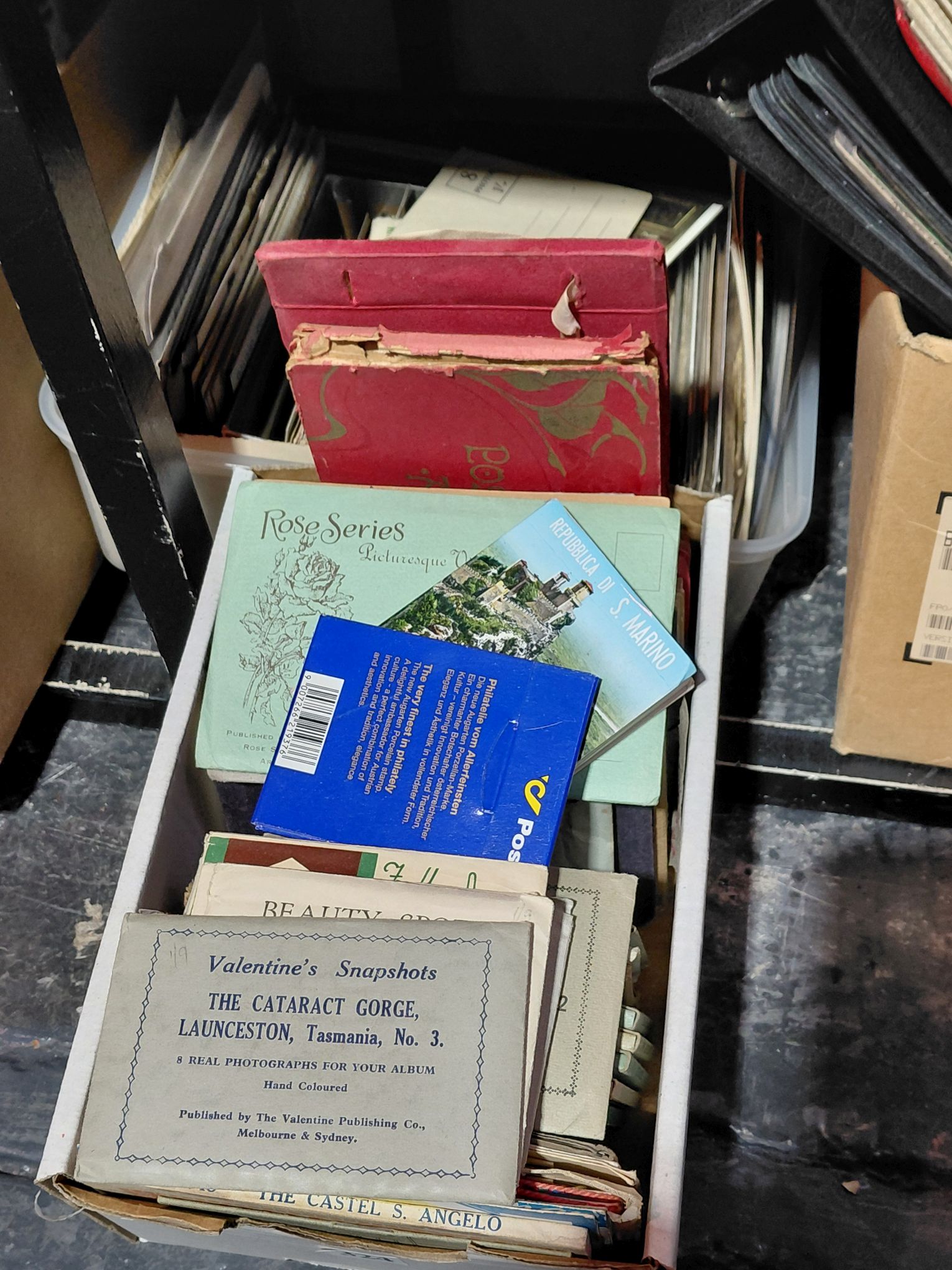 324 · POSTCARDS