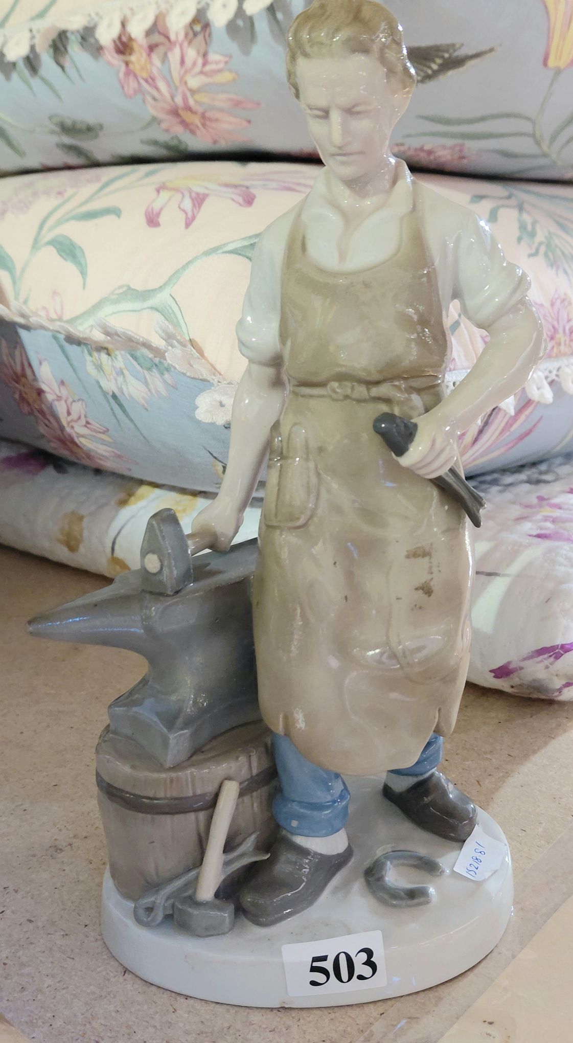 GERMAN PORCELAIN FIGURE