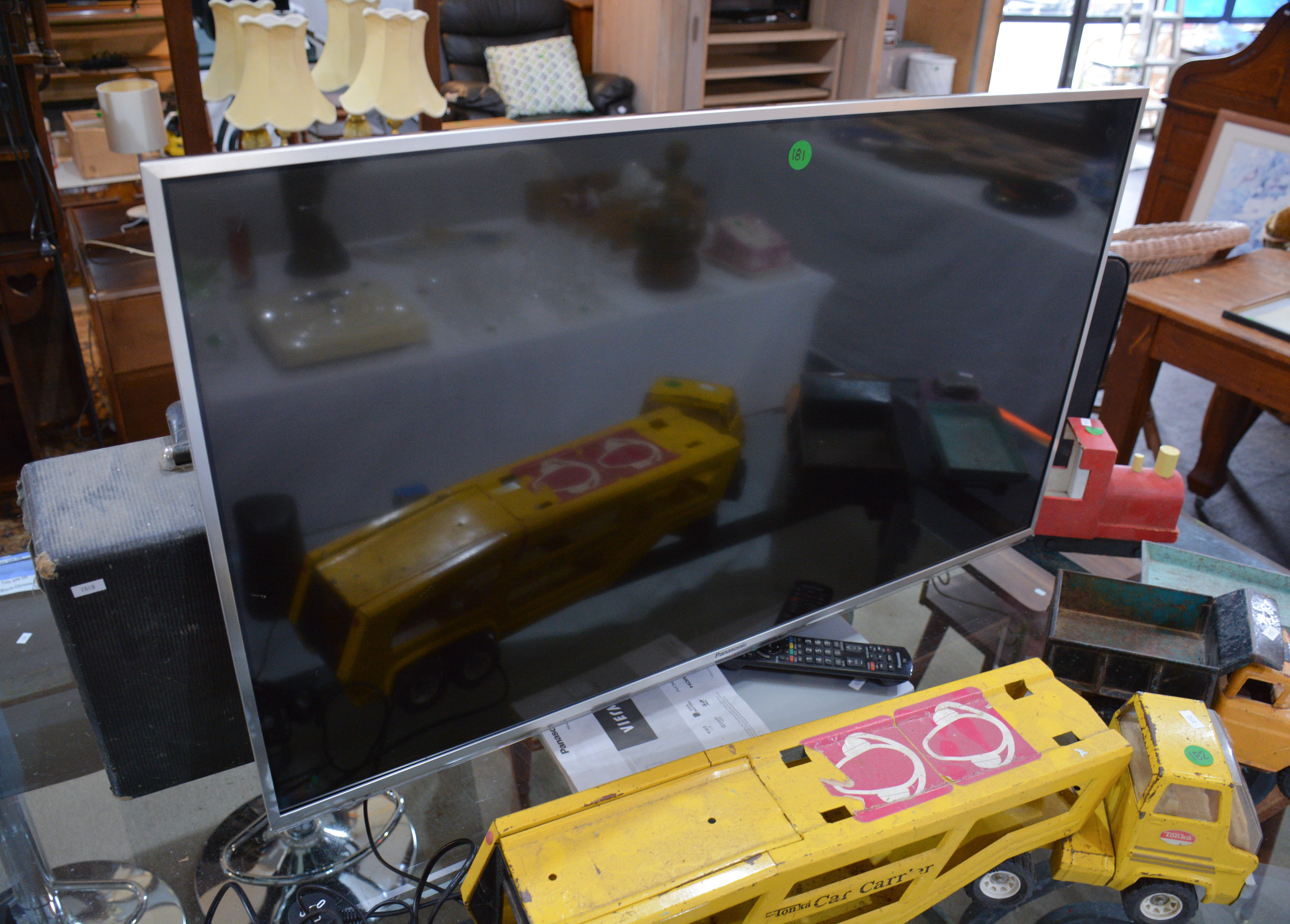 Panasonic Vierra 42" LED TV - TH-L42ET60Z — sold at auction in New Zealand for $10