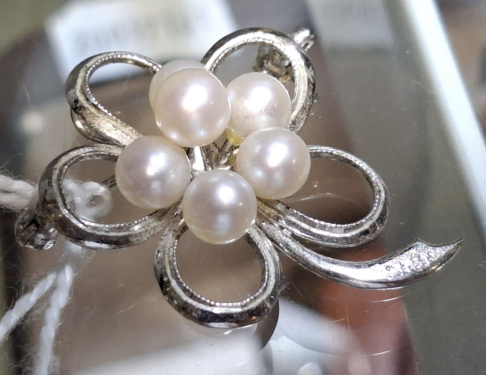 Sterling Silver Pearl Brooch