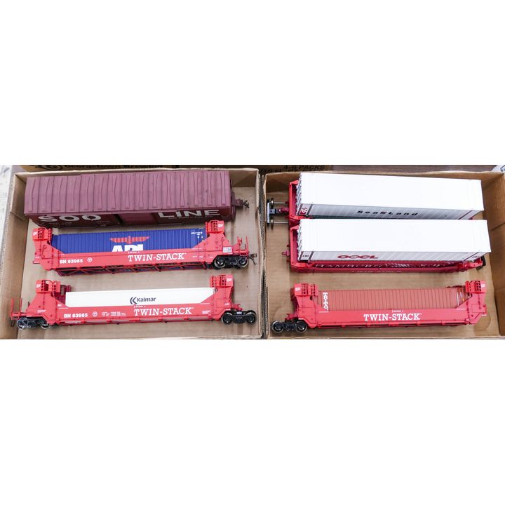 2 Boxes Atlas Twin Stack Cars