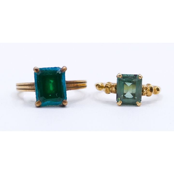 2pc Vintage 14k Green Stone Rings Size 5 and 6 - 5.8 Grams TW