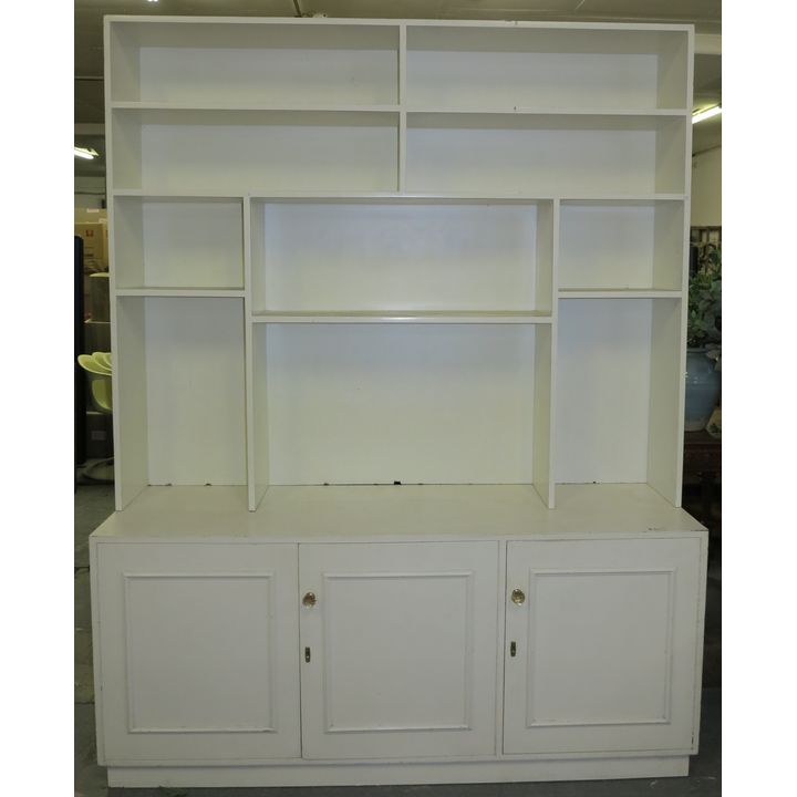WALL UNIT