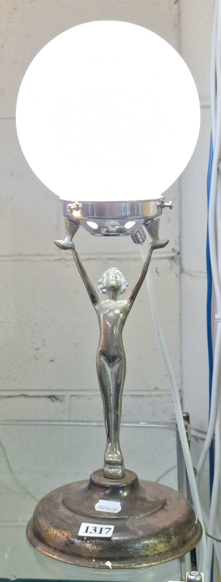 1317 · VINTAGE ART DECO DIANA LAMP