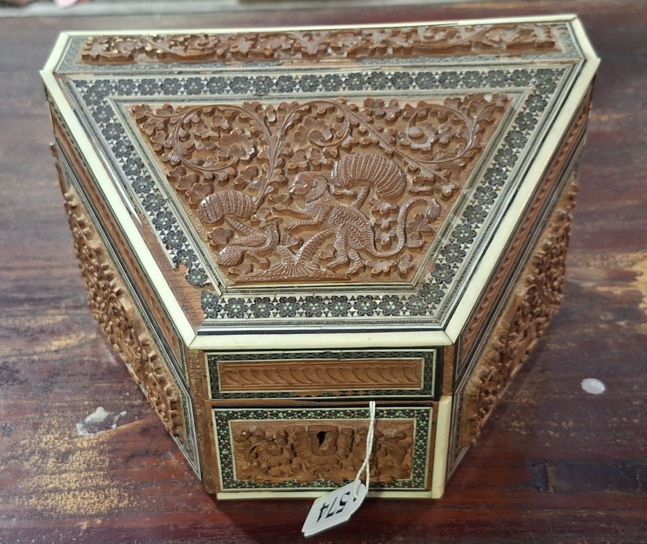 574 · ANGLO INDIAN STATIONERY BOX