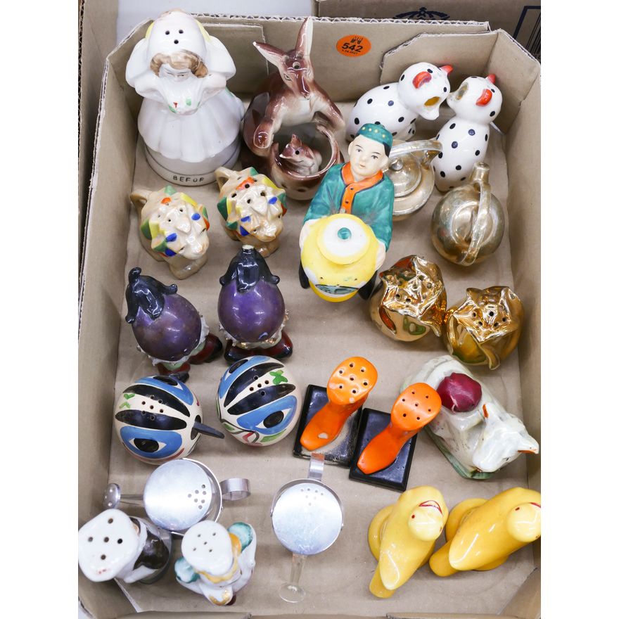 Box Salt & Pepper Shakers