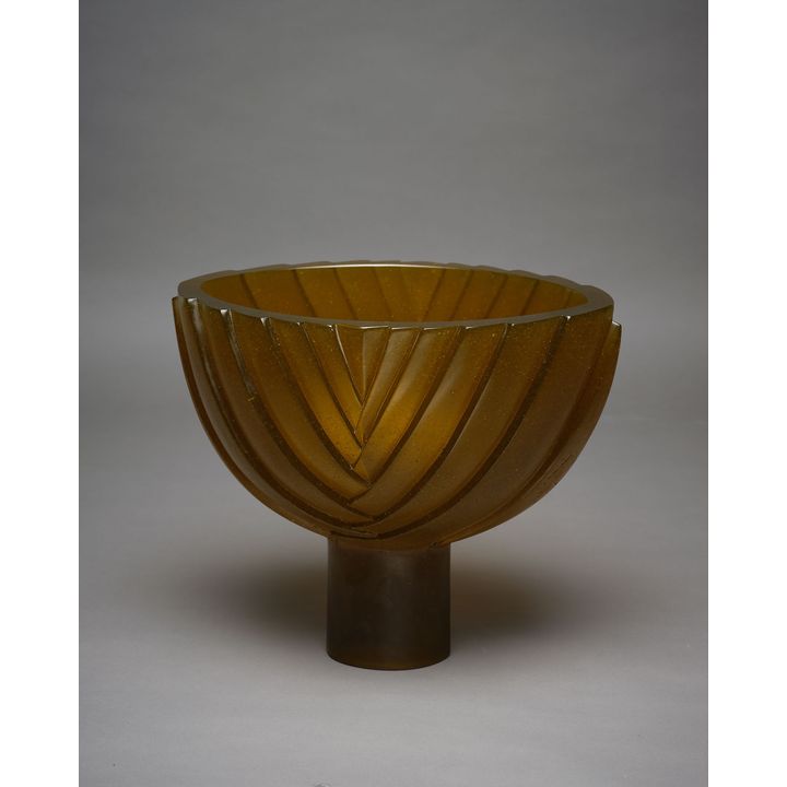 Ann Robinson 'Side Carved Flax Pod'