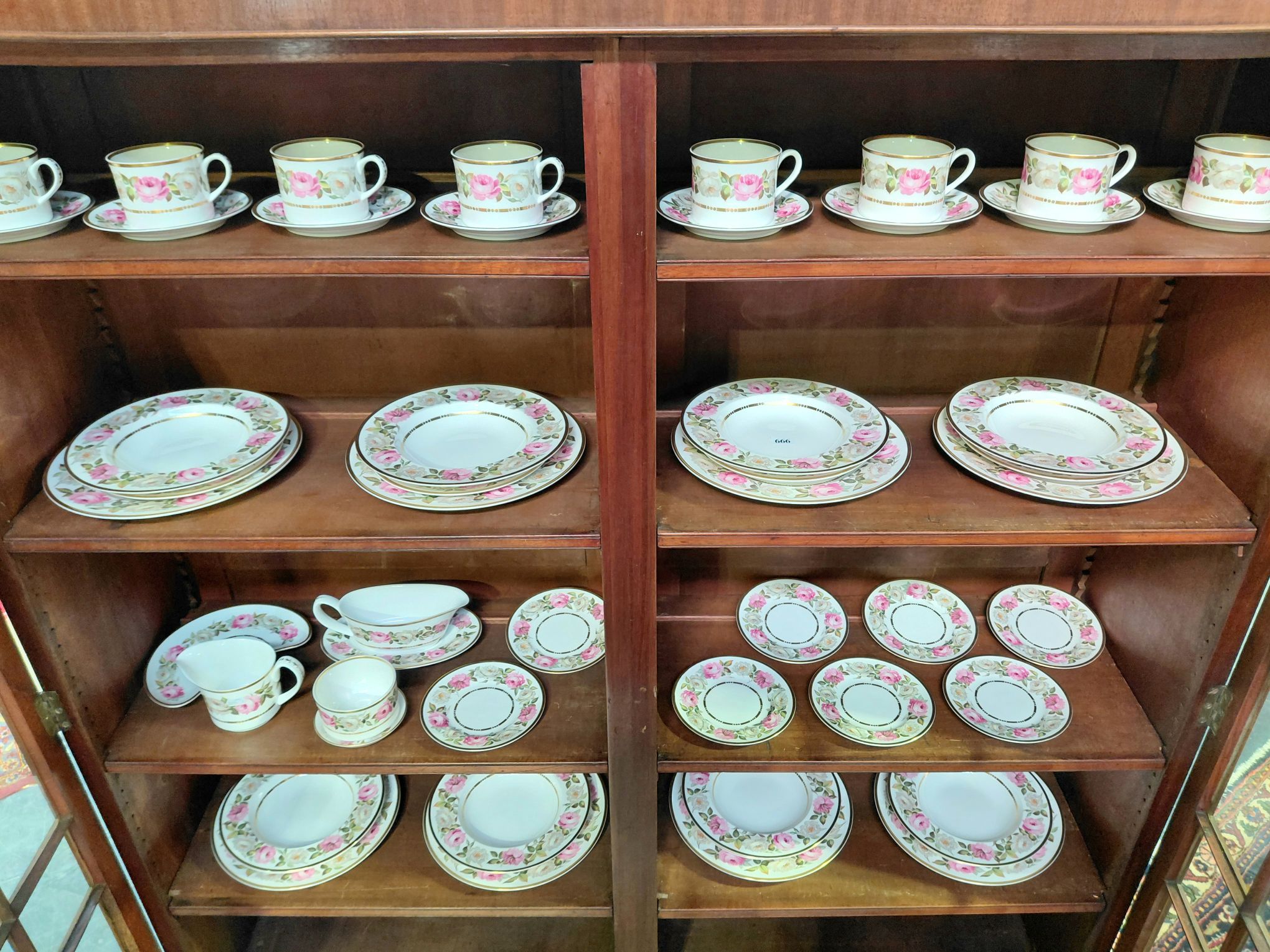 ROYAL WORCESTER