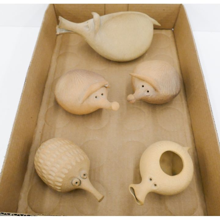 Box 5pc Robert Maxwell Large Pottery Critters- 7'' approx- some damaged