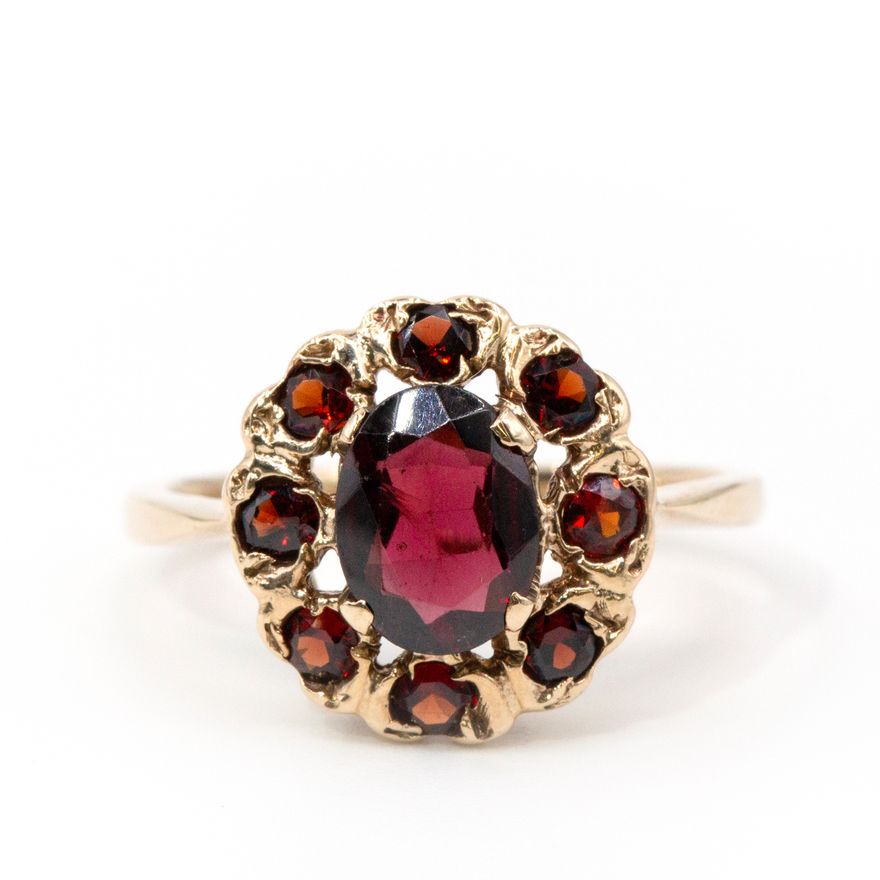 Garnet 9ct Gold Ring