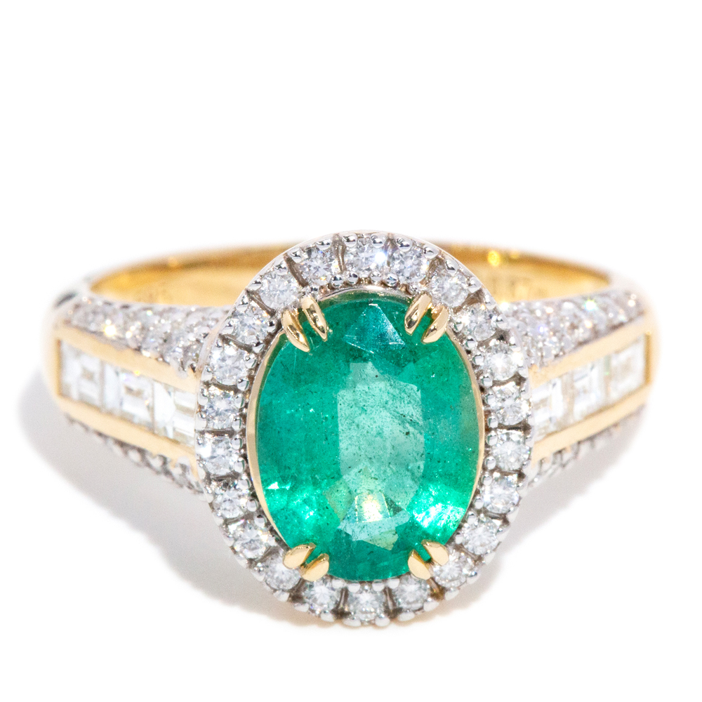 131 · Emerald & Diamond 14ct Gold Ring