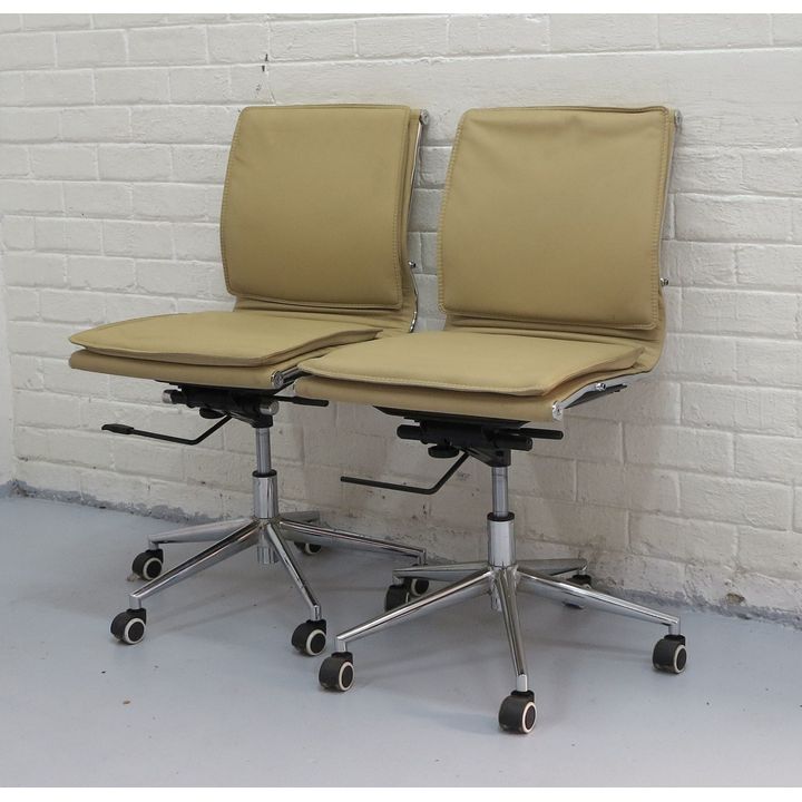 PAIR OF OFFICE CHAIRS