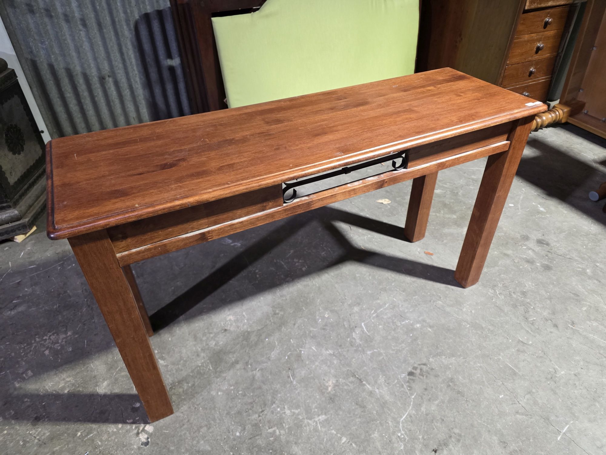 11 · TIMBER HALL TABLE