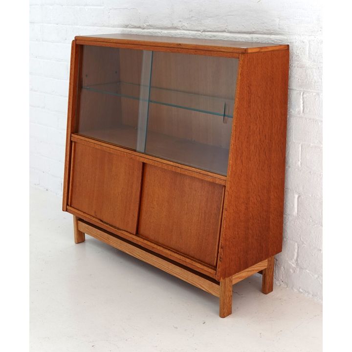 RETRO OAK SIDE CABINET