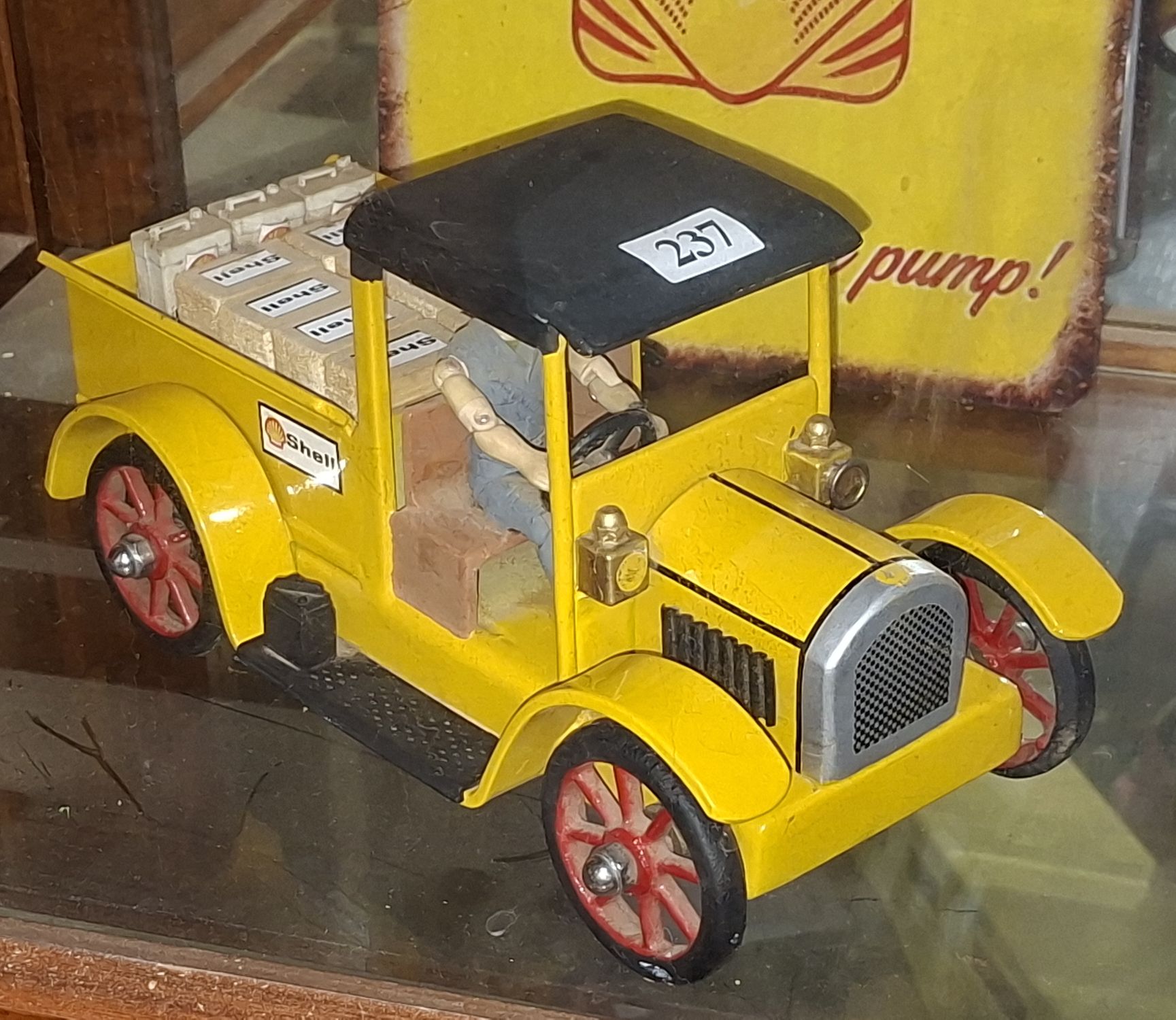 HEAVY STEEL MODEL FLATBED TRUCK