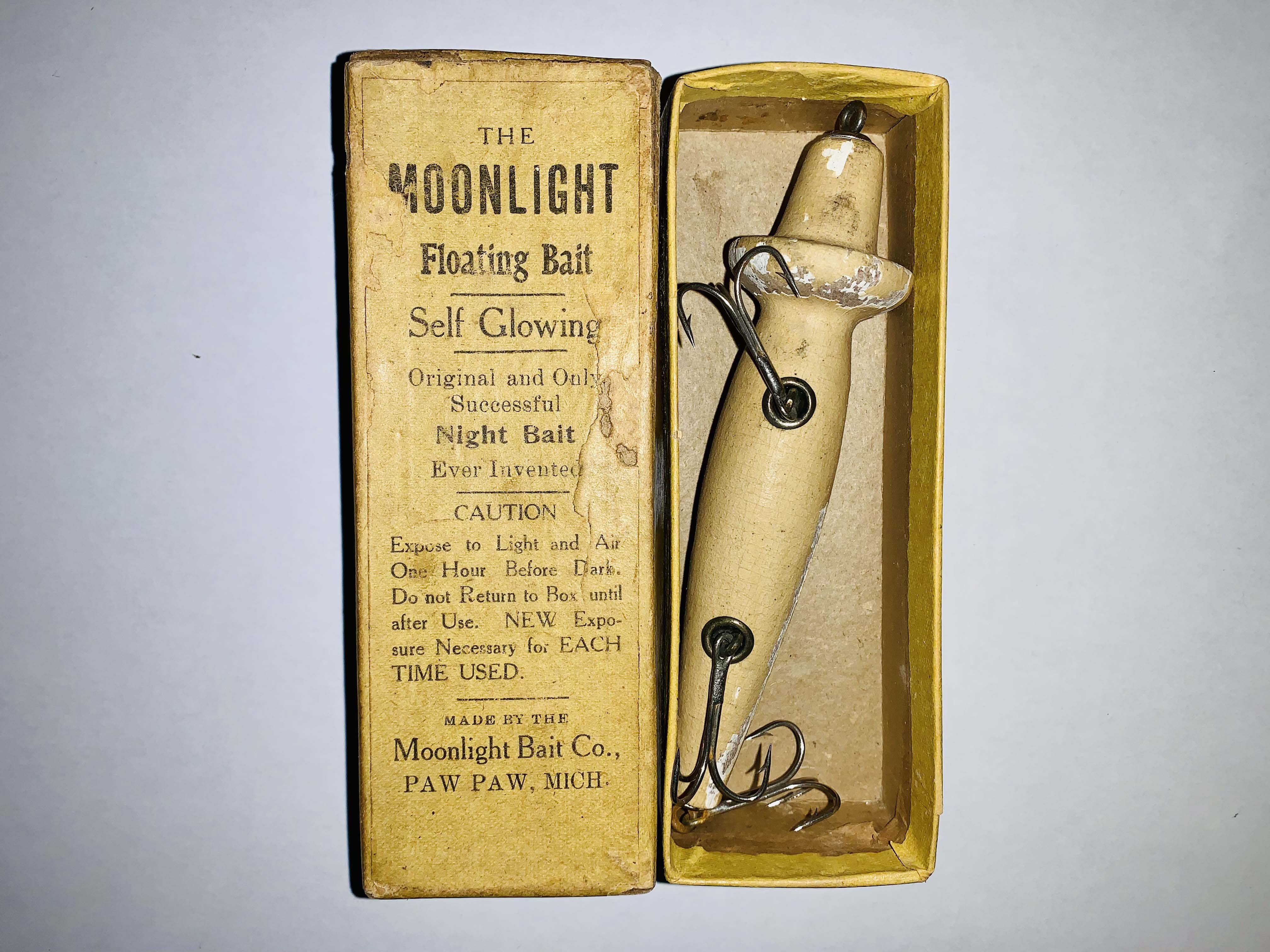 Moonlight Bait Company antique fishing lures  Antique fishing lures, Old  fishing lures, Vintage fishing lures