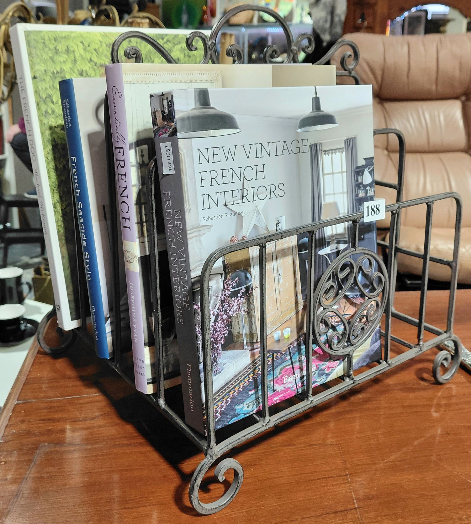 188 · FRENCH STYLE MAGAZINE RACK