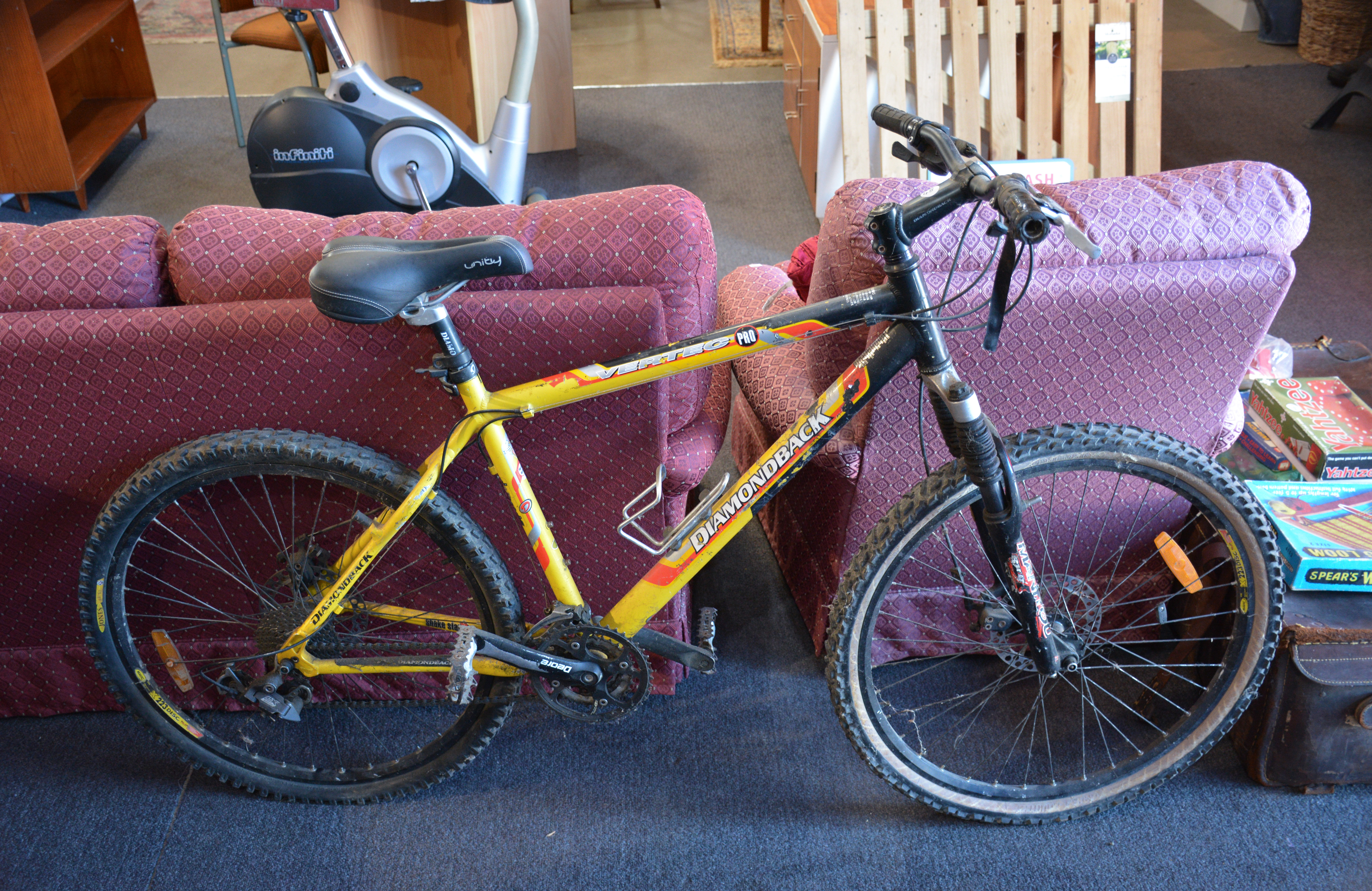Retro Diamond Back Vertec Pro 18" Mountain Bike — sold at auction in New Zealand for $15