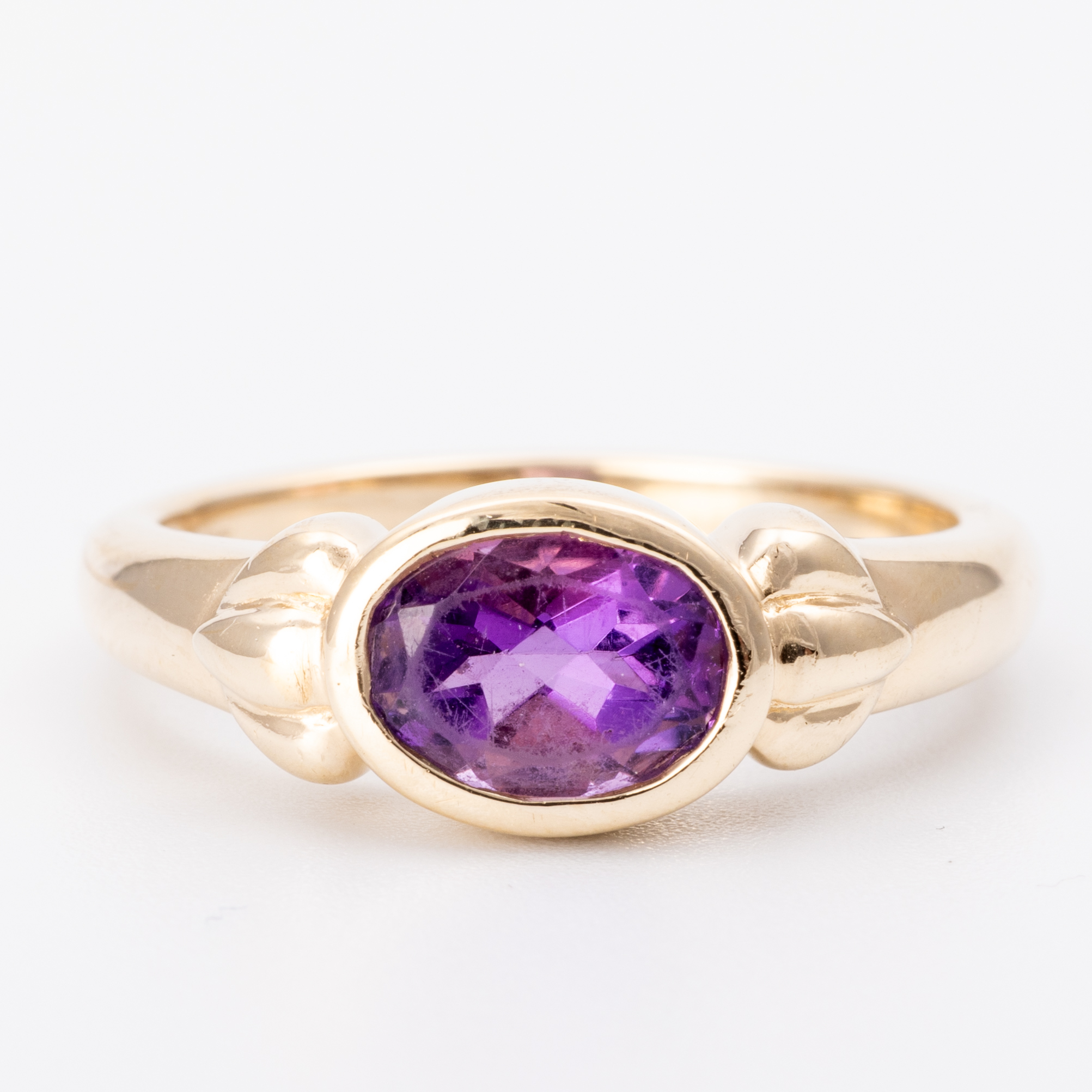 Oval Amethyst Ring 9ct Gold