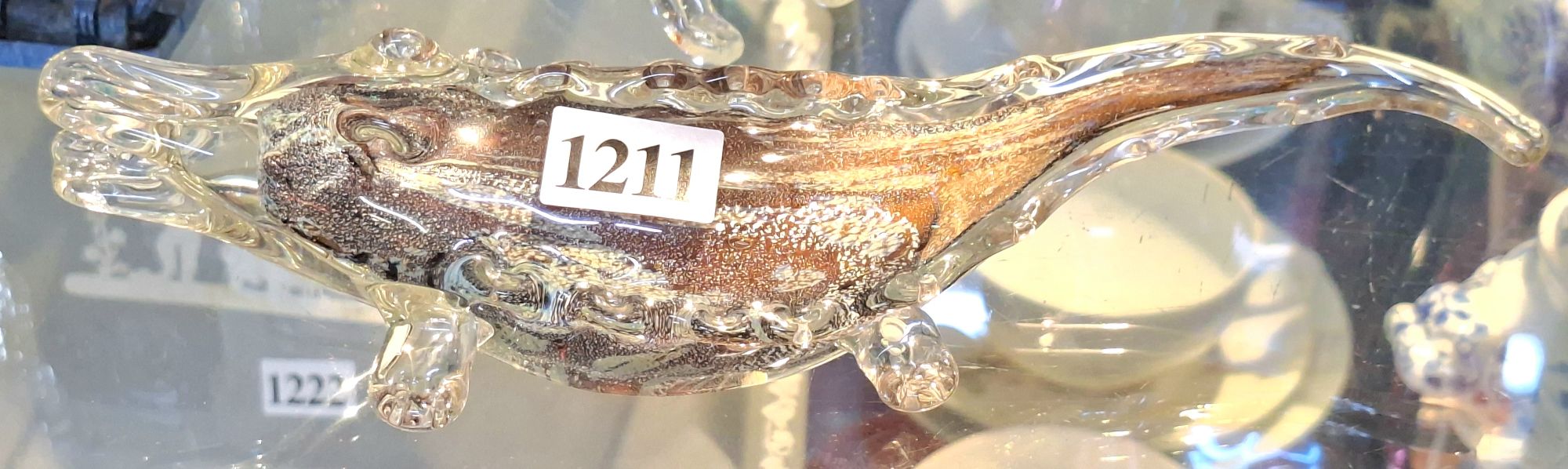 1211 · CROCODILE PAPERWEIGHT