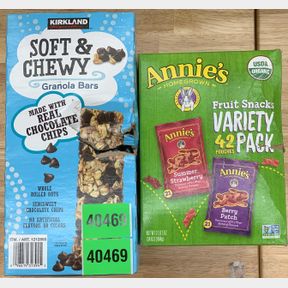 KIRKLAND SOFT & CHEWY GRANOLA BARS & ANNIE'S FRUIT SNACKS 42 PACK
