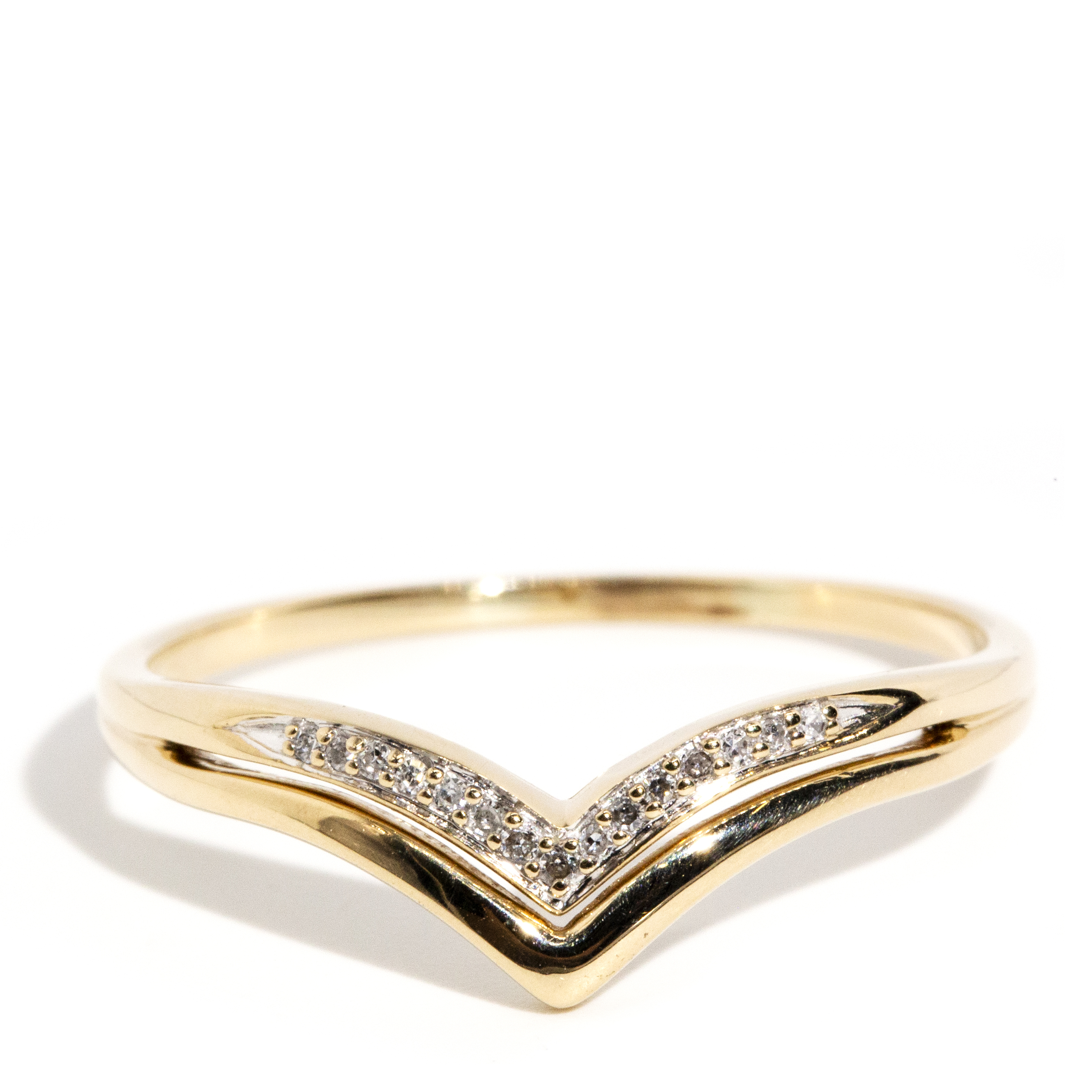74 · 9 Carat Diamond Ring
