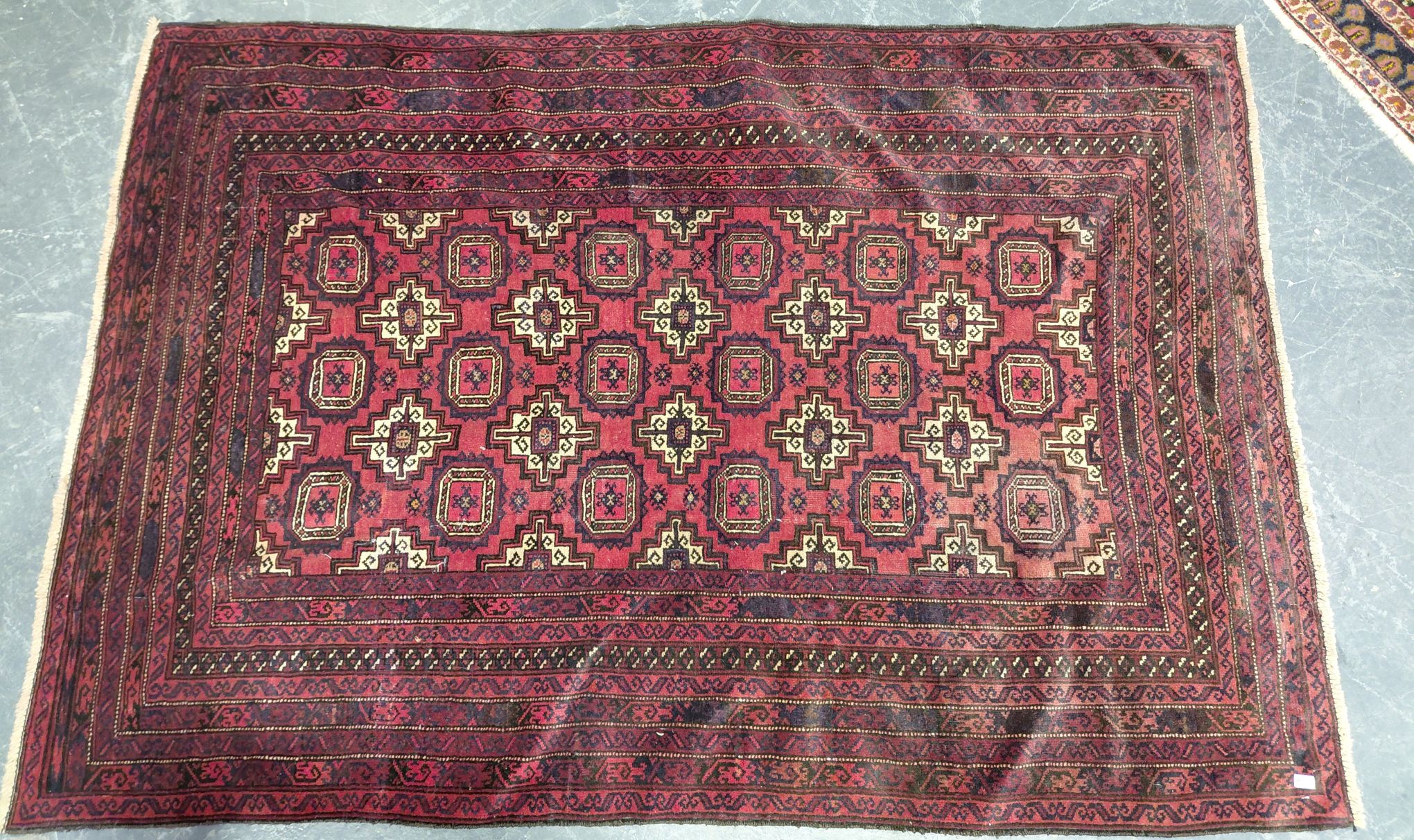 562 · PERSIAN BALOUCH RUG