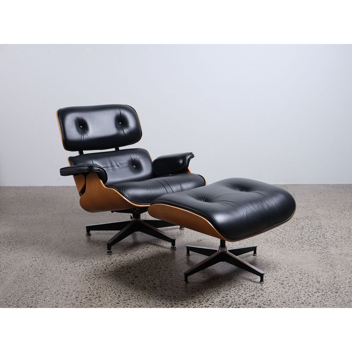 Charles and Ray Eames for Herman Miller - A ‘670’ and ‘671’ lounge chair and matching ottoman