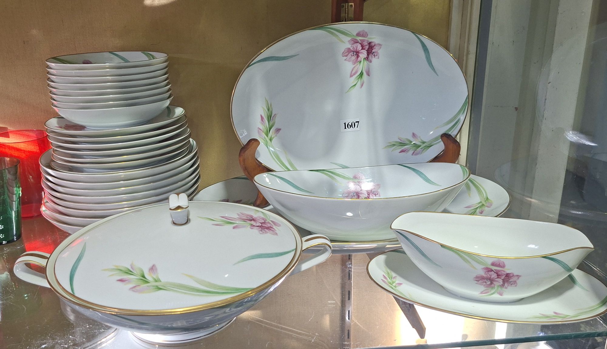 Noritake 'Karen' Pattern Tableware
