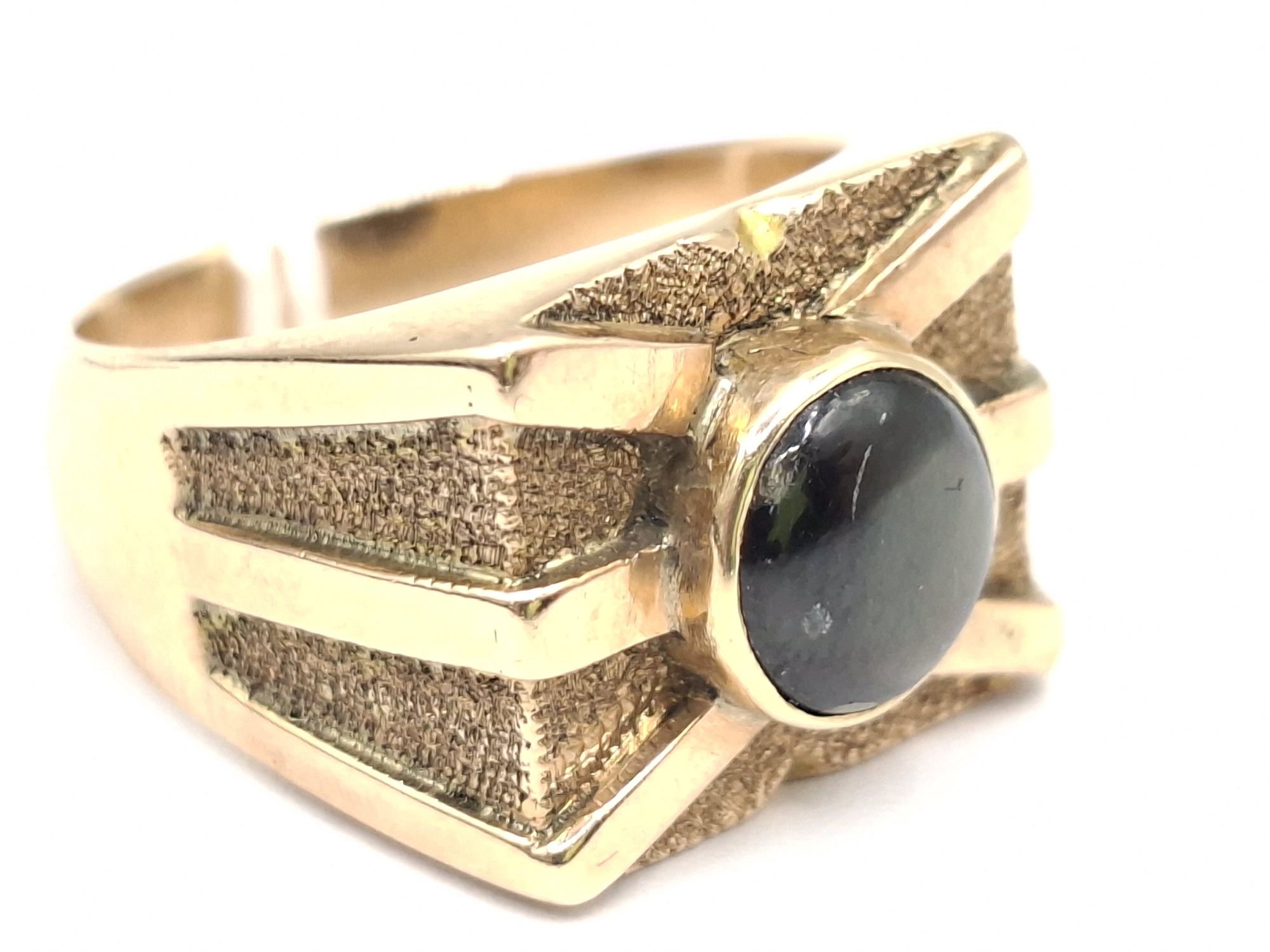 12ct Gold Gents Ring