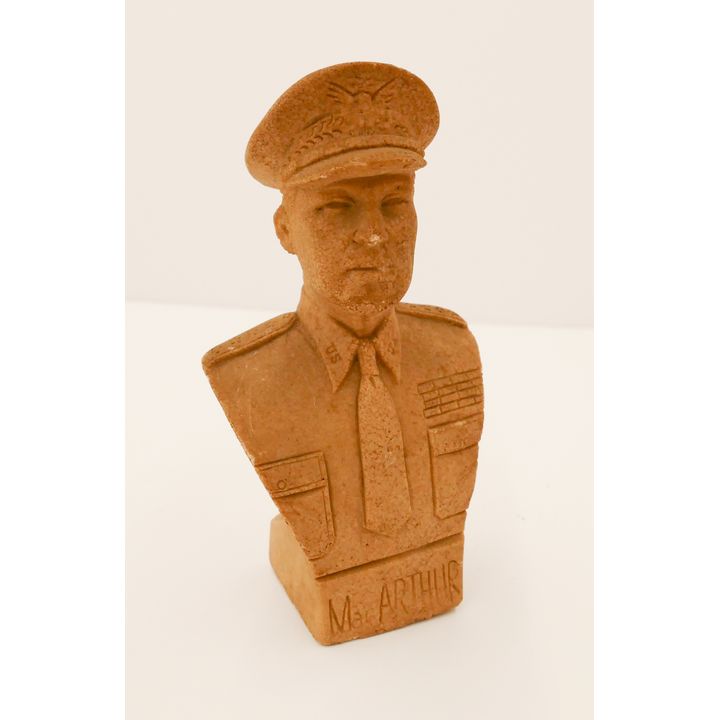 World War II-era General MacArthur Plaster/Saltware Bust. 4.25''