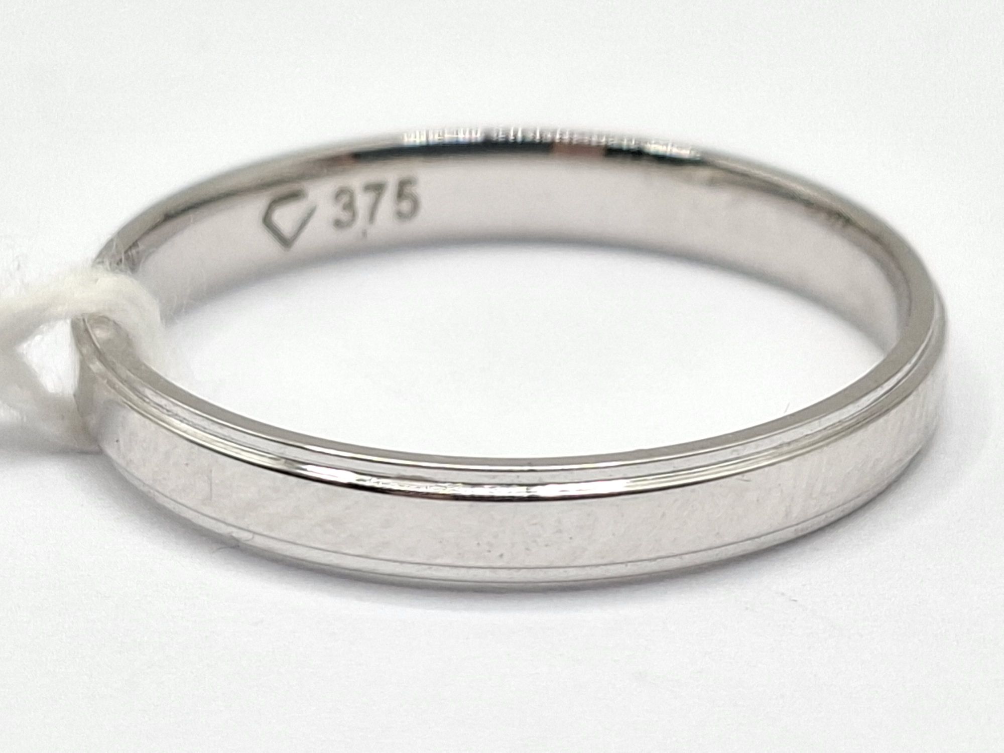 1007 · WHITE GOLD WEDDING BAND